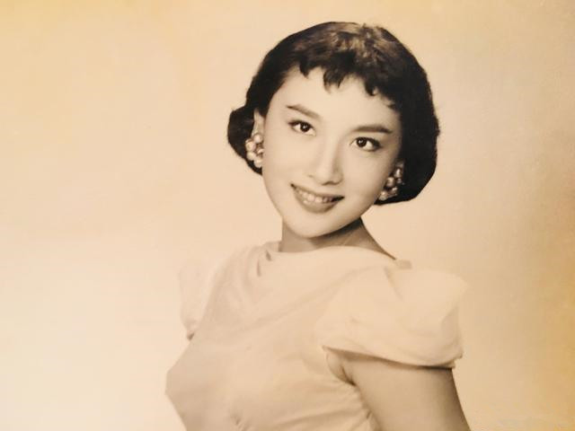 绝代佳人夏梦小说,绝代佳人夏梦简介