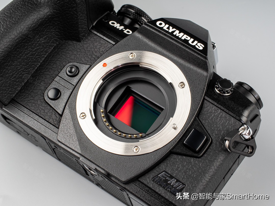 奥林巴斯em1mark3和om1哪个好一点,奥林巴斯OM-DE-M1Mark