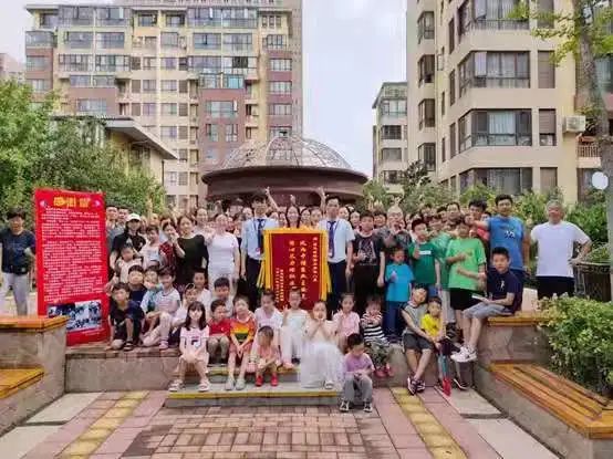 同舟共济守望相助朗诵,同舟共济守望相助造句