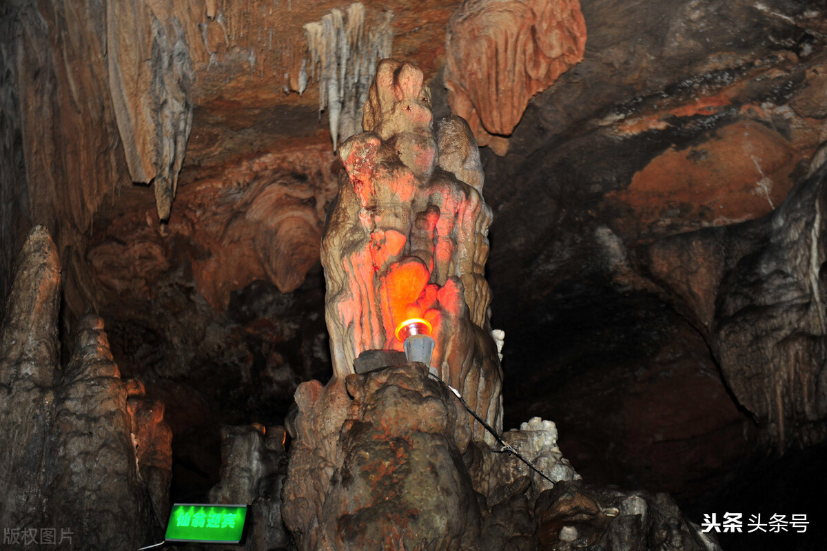 黄果树荔波小七孔苗寨镇远两日游,千户苗寨梵净山黄果树三日游