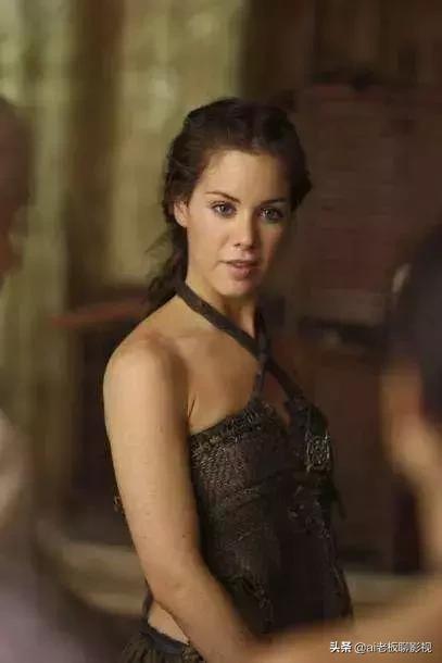 今天我们就抱着欣赏的角度来看看《权游》都有哪些燕环肥瘦的女神