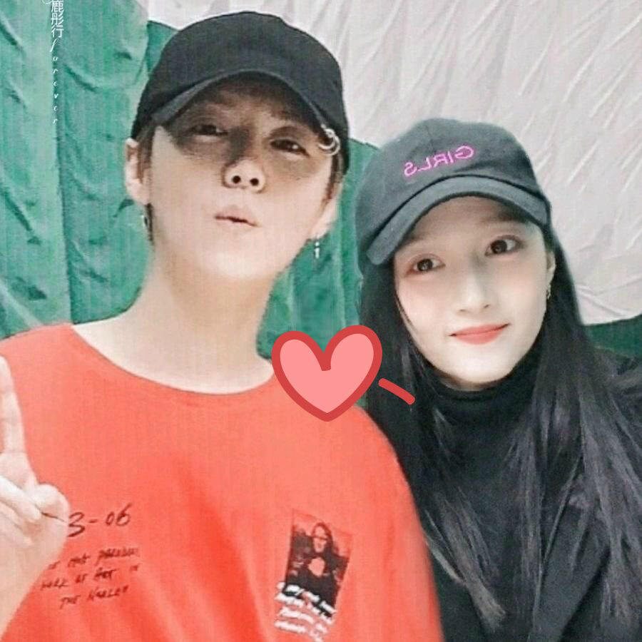 关晓彤和鹿晗最新聊天记录,关晓彤和鹿晗聊天记录图文