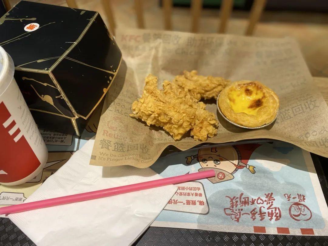 肯德基双层嫩牛堡和巨无霸,肯德基双层嫩牛堡和厚牛堡哪个好