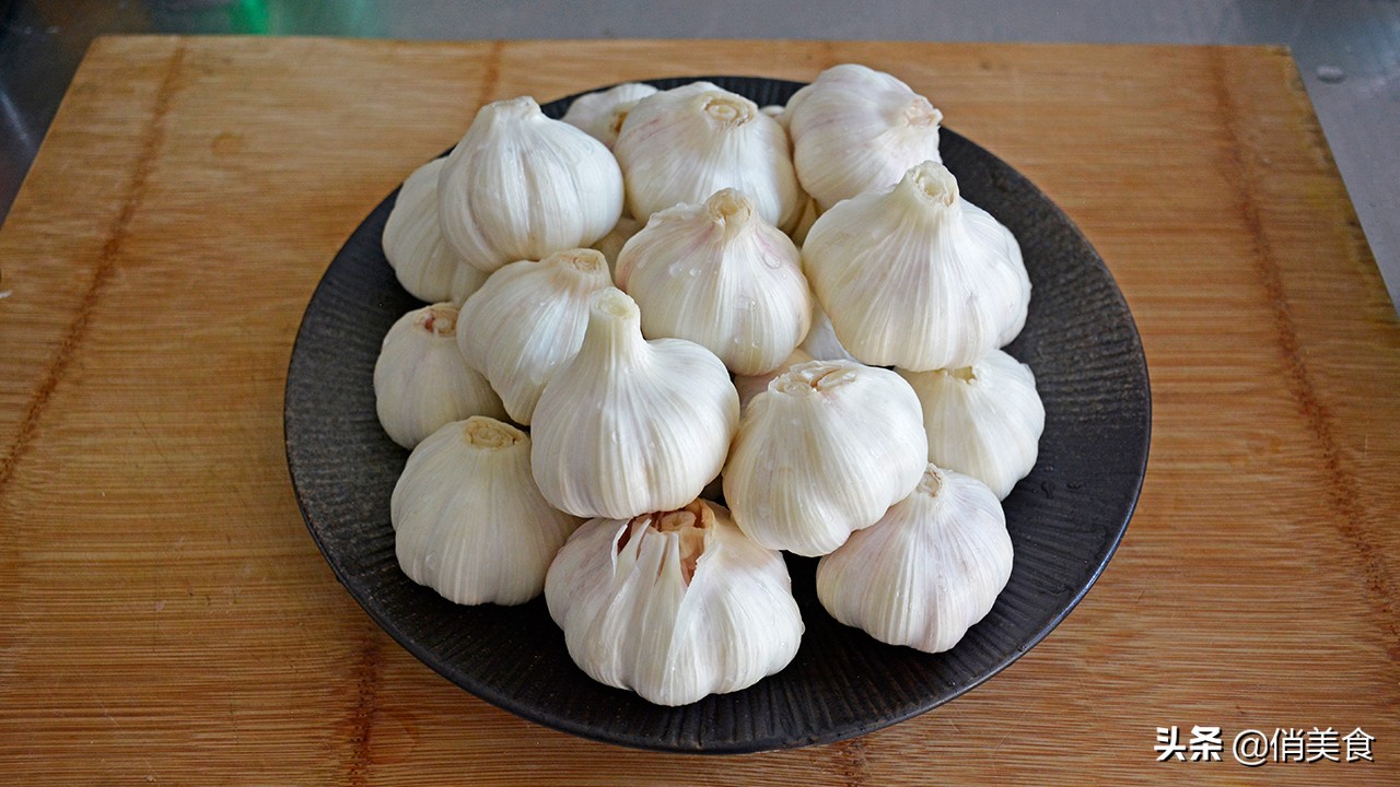 糖醋蒜的腌制方法最好吃,正宗糖醋蒜的腌制方法和配方