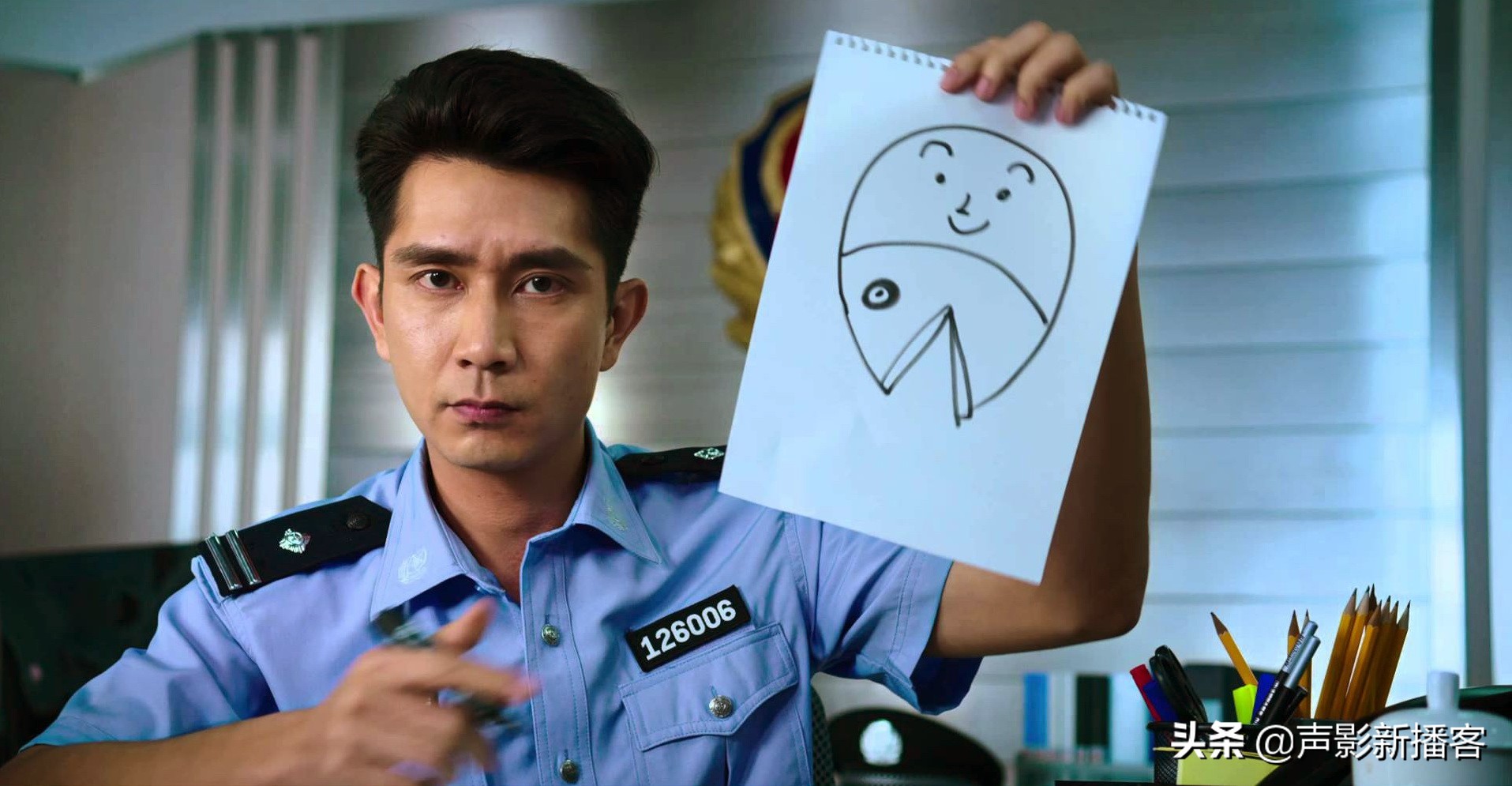 李尚正笑场,李尚正抠鼻孔逗笑周星驰