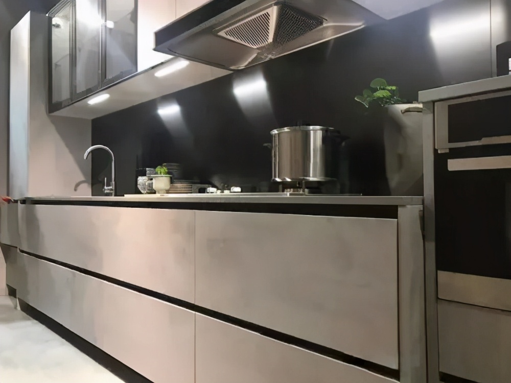 买爱格板需要了解什么,爱格板有假的吗