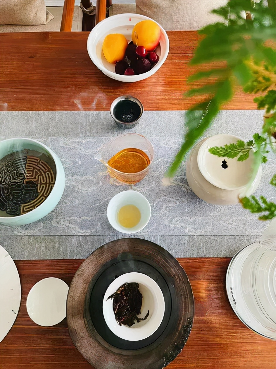 肯花上亿资金研发上千种植物成分老外为何独爱这一口“茶”