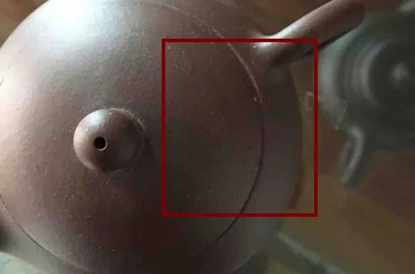 手工壶内壁有裂纹怎么回事,壶盖有点活动是瑕疵壶么