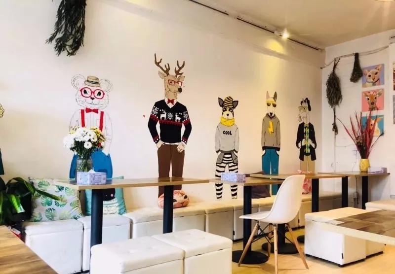 10大赚钱副业摆地摊卖什么最赚钱,做一个摆地摊的姑娘该如何入手