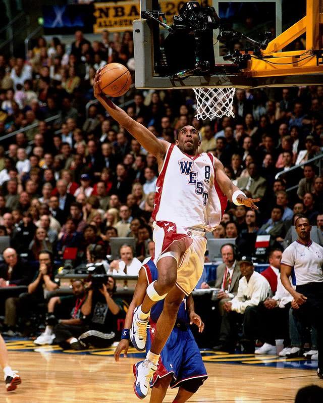 2021全明星纪念科比视频,全明星推出全新mvp奖杯纪念科比