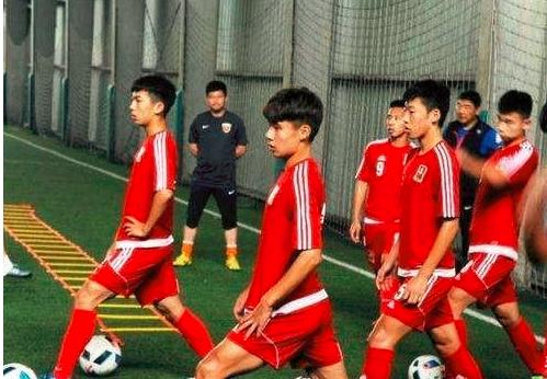 前足协副主席：中国足球需要时间，校长和家长太功利