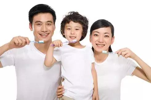 牙龈肿痛是怎么回事呢,牙龈肿痛是怎么回事倪海厦