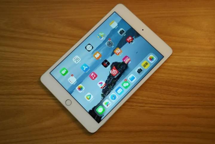 ipadmini6一年使用报告,ipadmini6一个星期没用就变卡了