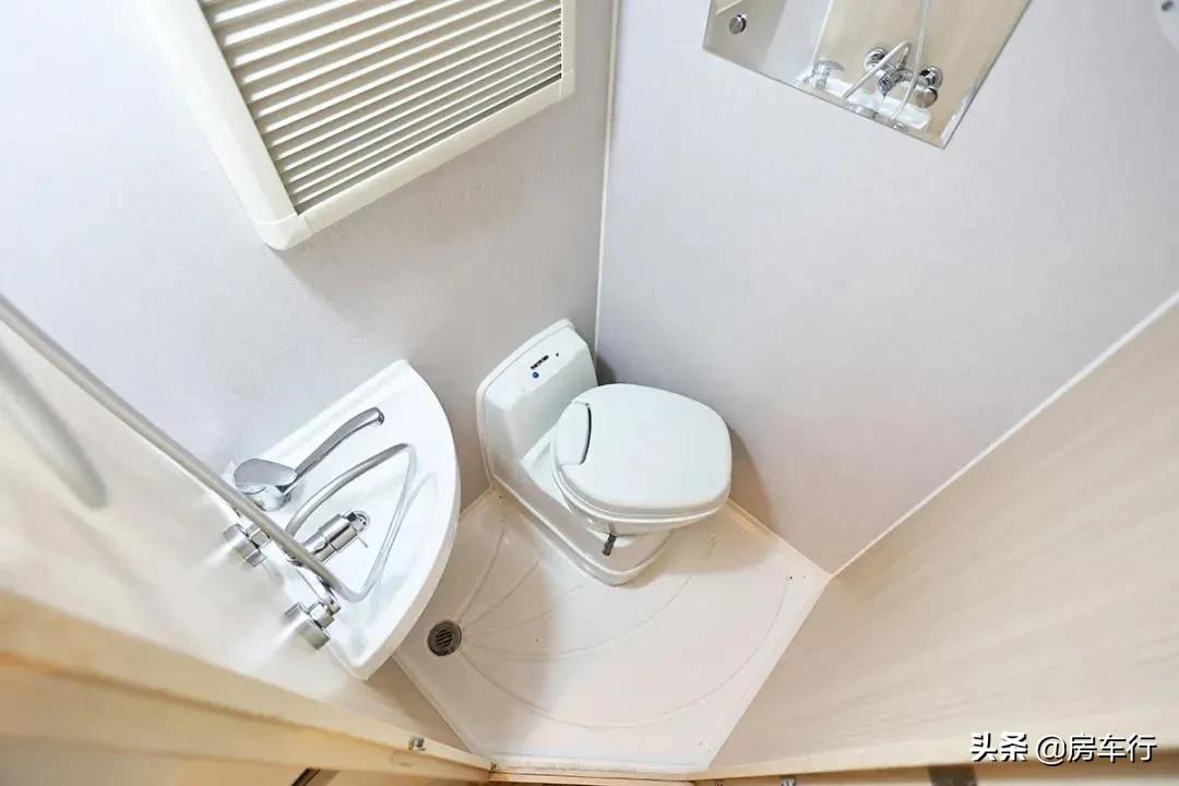 鍗撹秺x3鎴胯溅,鍗撶編浜氬崜瓒妜3鎴胯溅