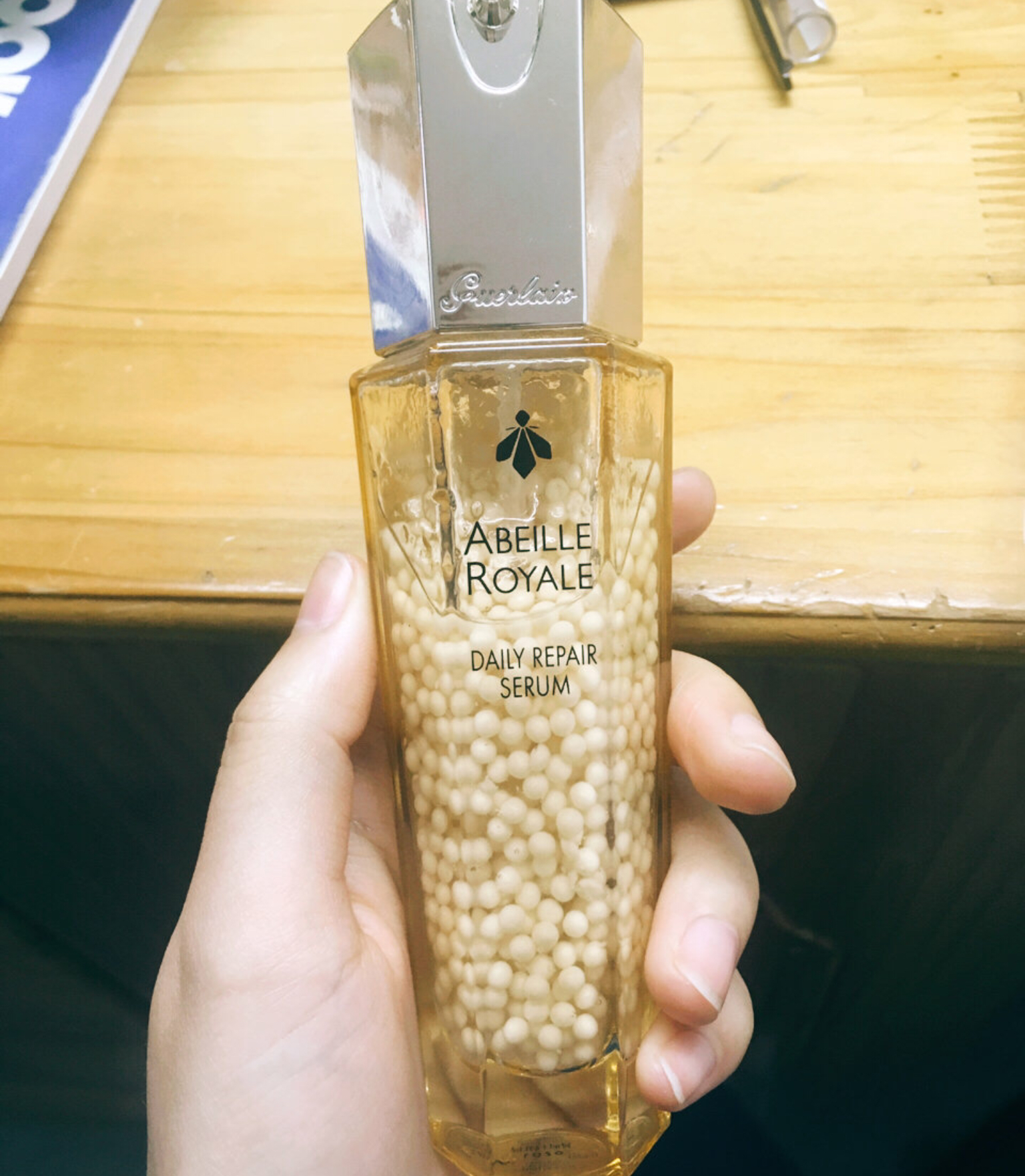 抗衰老是雪花秀好还是雅诗兰黛好,雅诗兰黛的抗皱精华液怎么样