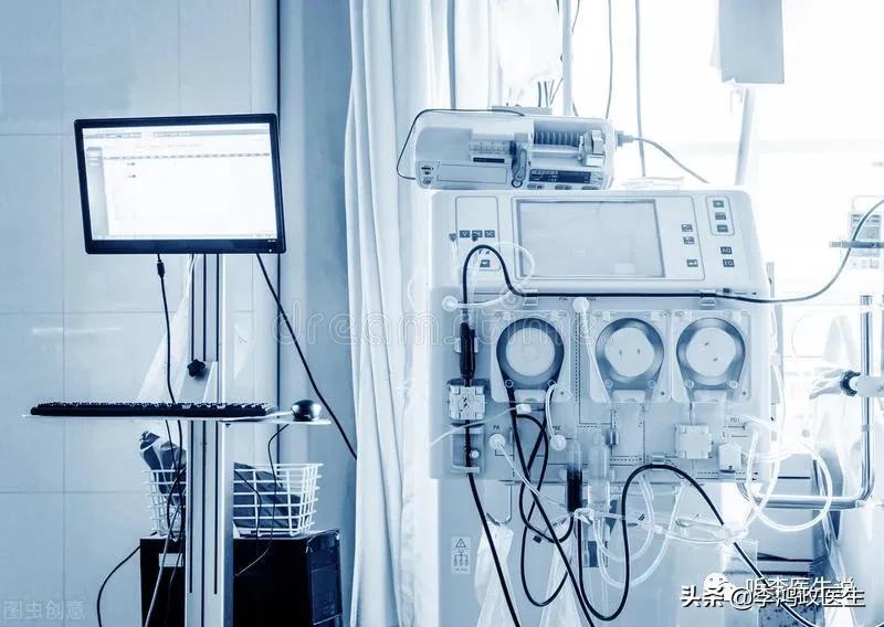 男子胸痛抢救成功,男子突发心梗医生做心肺复苏