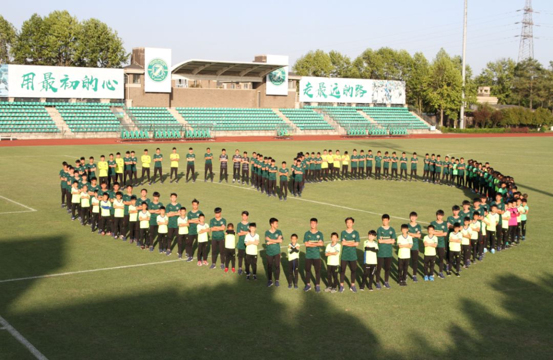 张旭的故事简单,张旭的励志故事