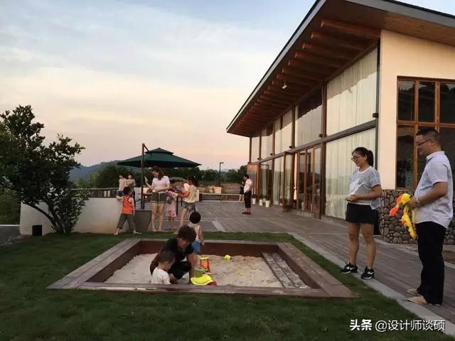 这个40岁大叔为钓鱼租下一座岛,改造破屋成海景房!