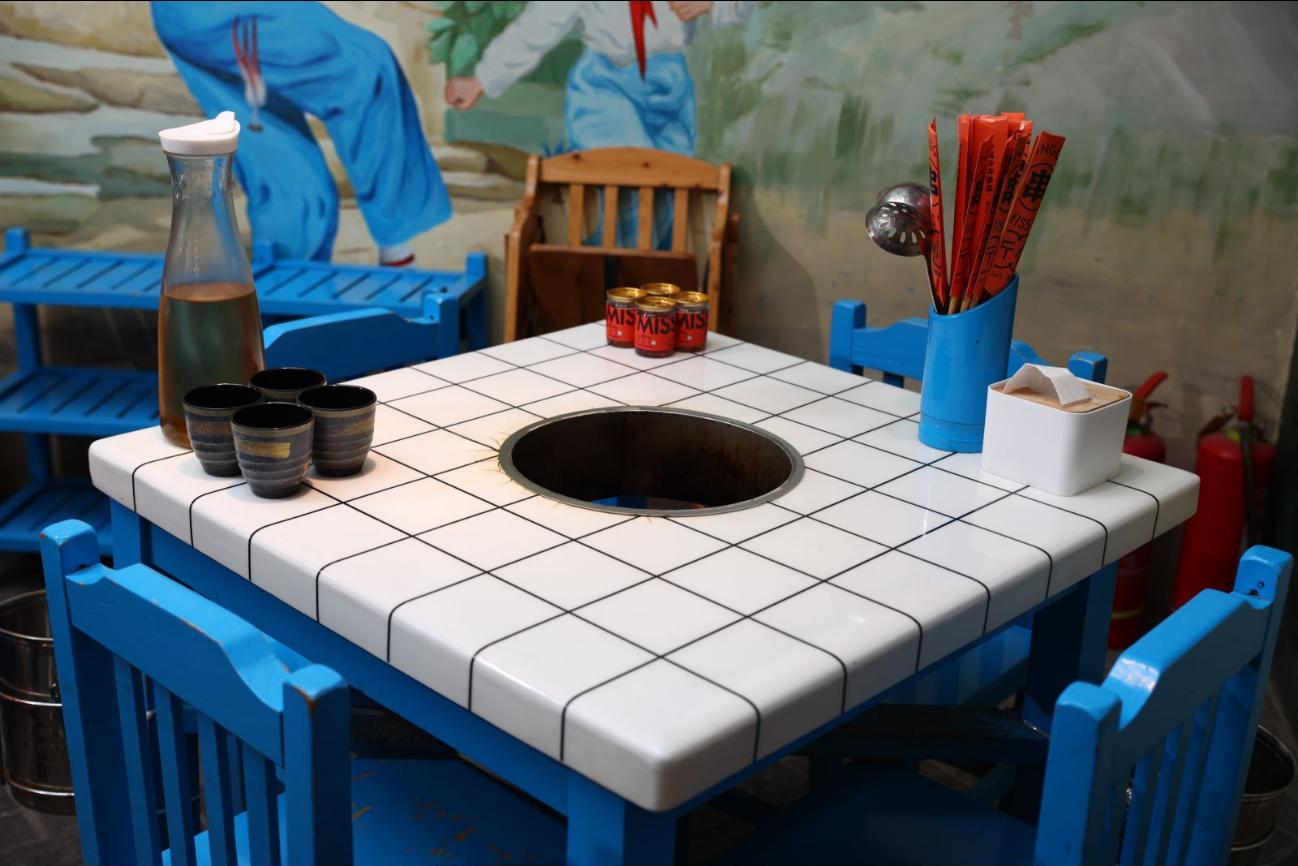 串串店传菜的方法,串串店处理桌椅板凳