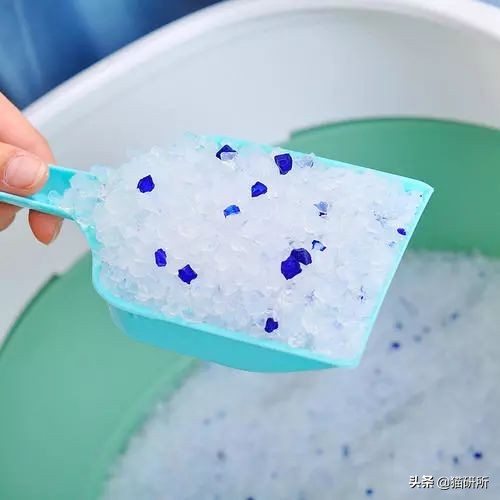 选猫砂防臭,天然矿石猫砂推荐测评