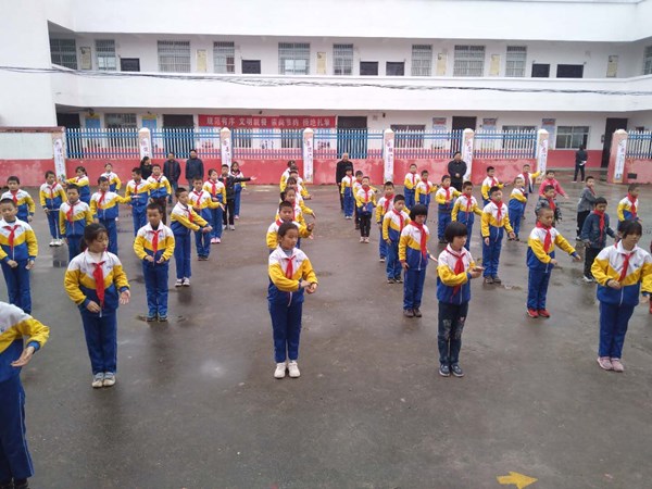 淅川县寺湾活动,寺湾镇小学阳光大课间