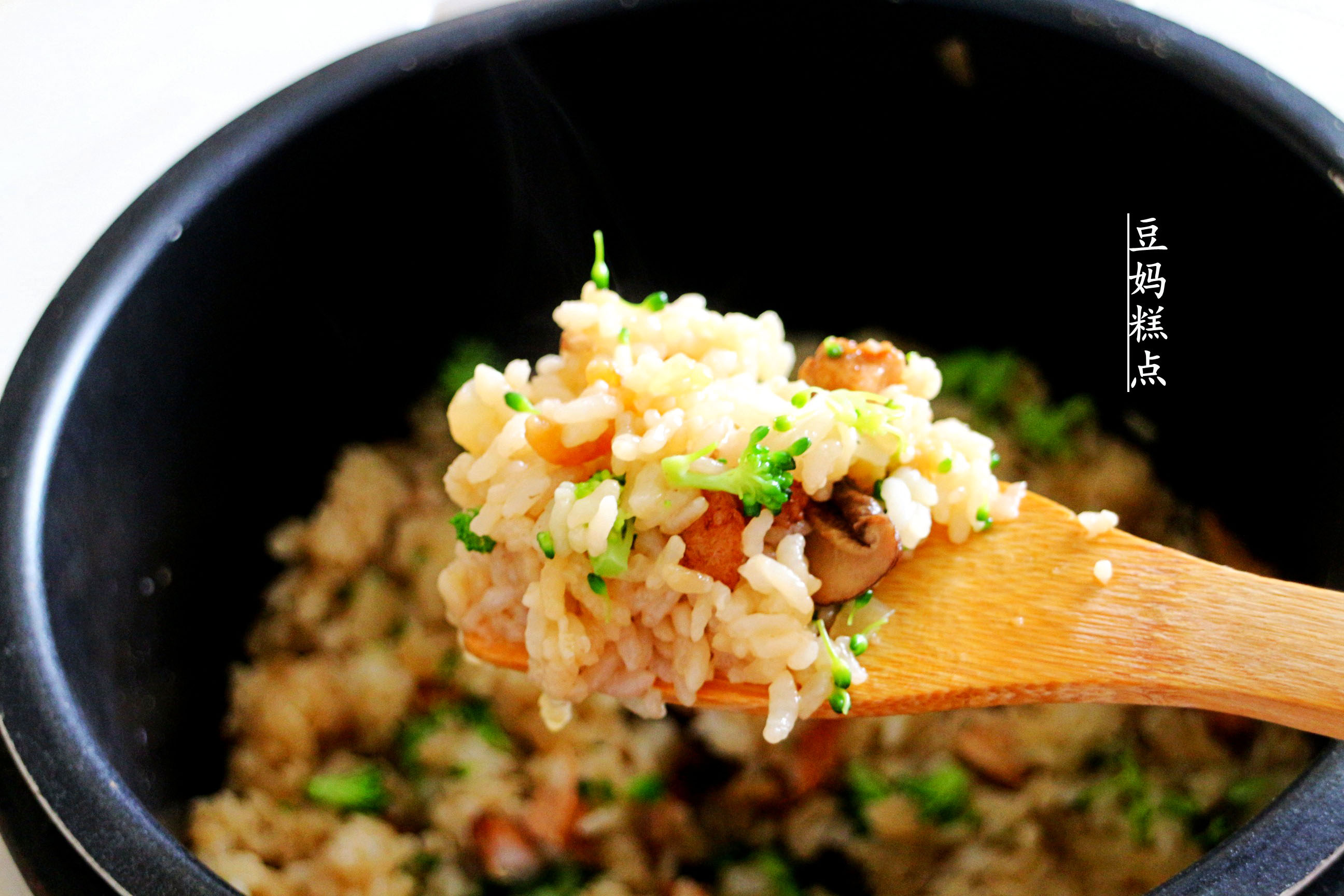 白萝卜焖饭的视频,白萝卜焖饭的做法大全视频