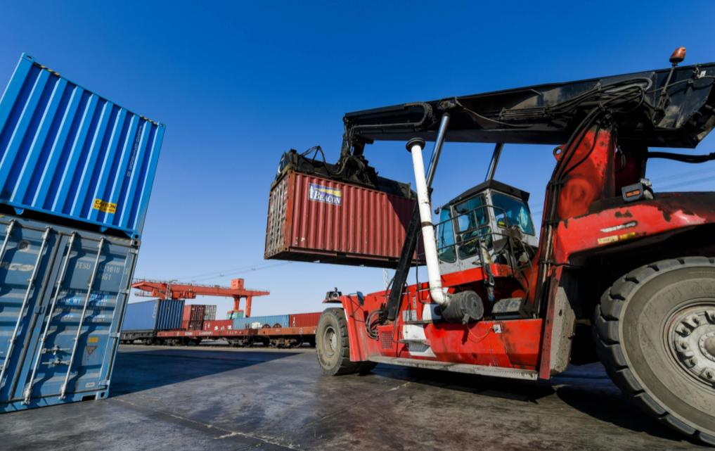 蒙古国80%蔬果由中国进口，为何自身不种植？当地人：有几点原因