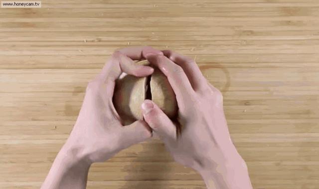 开椰子用口香糖,用口香糖开椰子告诉我们什么道理