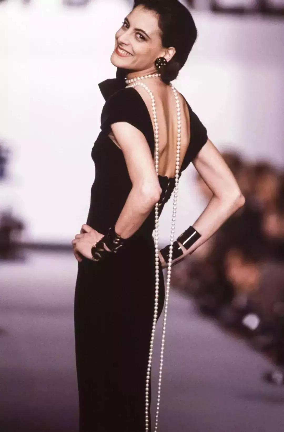 女人一生为什么要有一条珍珠项链,女人一辈子要有一条珍珠项链