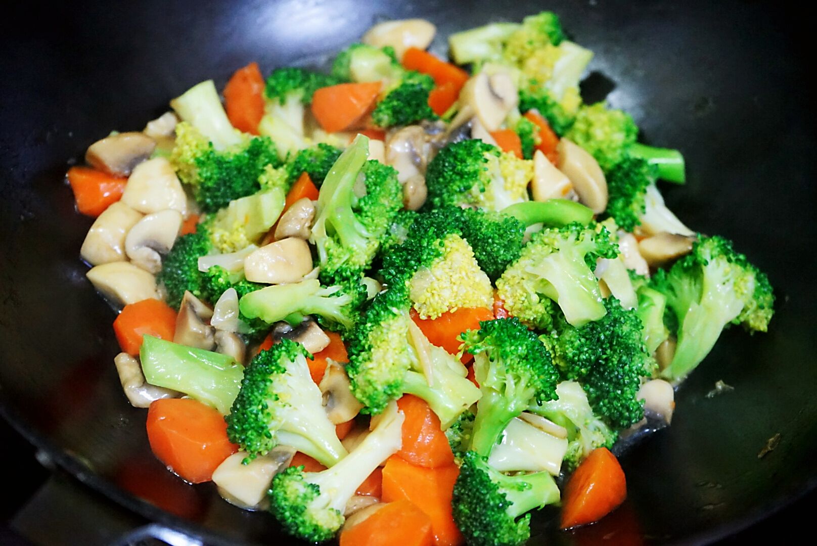 营养最高的蘑菇排名,富硒鲜蘑菇