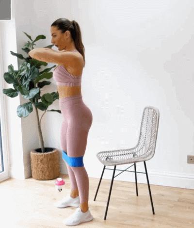 身高177的“蜜桃甜心”,大长腿搭配沙漏身材,好身材需要肌肉