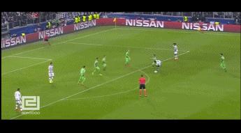 博格巴的三个实用技巧,博格巴的斜长传