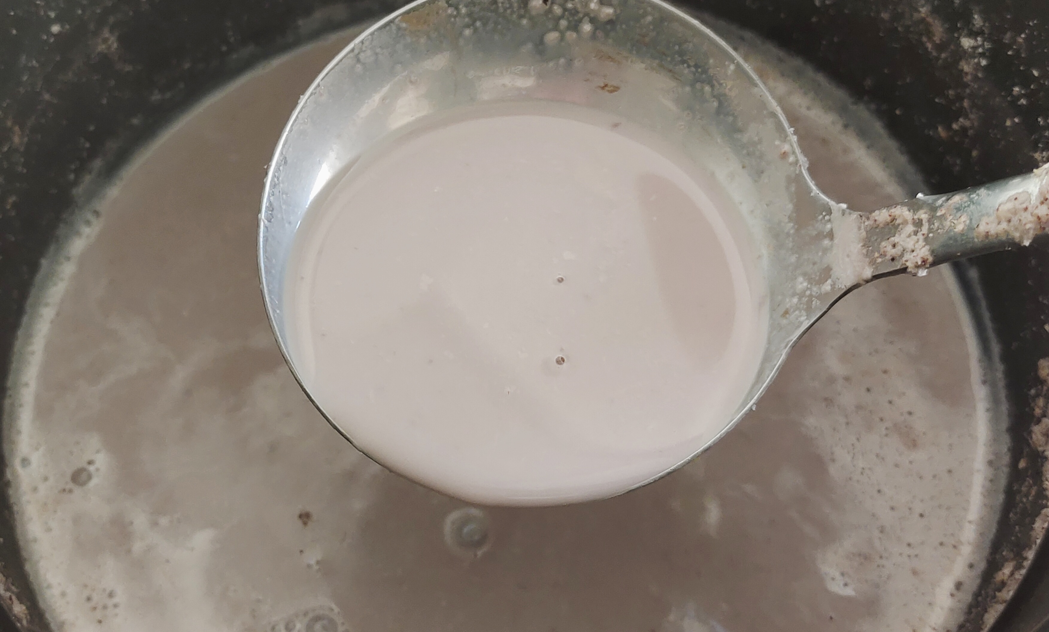 打豆浆豆子是煮还是蒸的好,熟豆子打豆浆正确方法