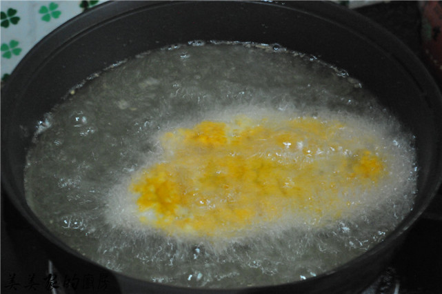 香酥炸鸡排酥脆又美味极为好吃,香酥炸鸡排的配方视频