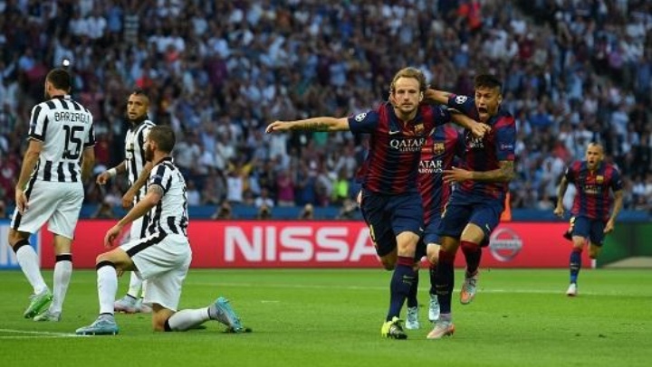 哈维巴萨中场完整视频,巴萨6号哈维