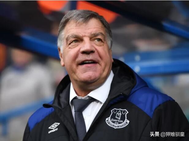 谁是英超历史最佳中后卫,英超最佳三位教练