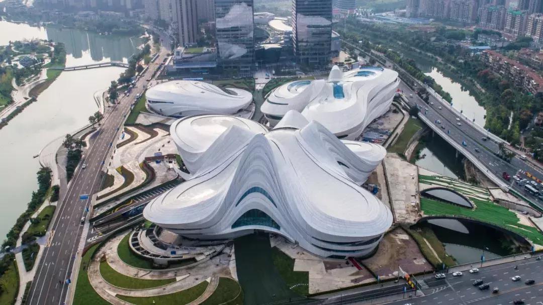 大兴机场设计费16亿扎哈拿多少,扎哈大兴机场最初设计