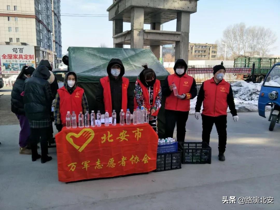 有一种坚守叫平安,有一种温暖叫志愿精神