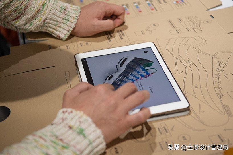 耐克设计师设计的100元跑鞋,nike经典款式介绍airmax系列