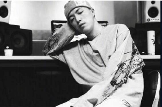 撞脸黄渤的男星,和黄渤很像的男星