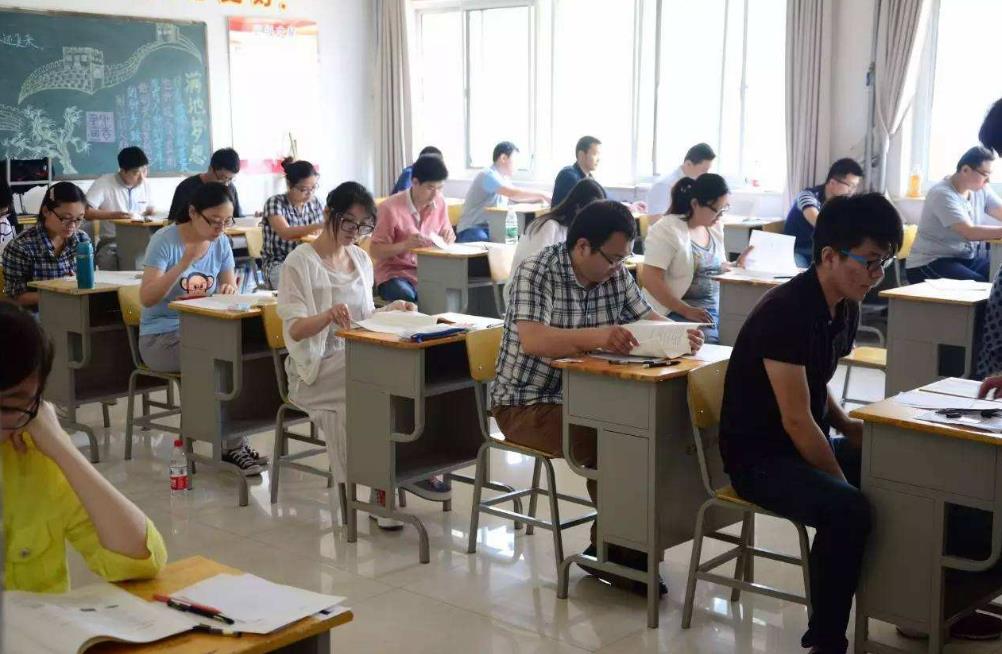 报考监狱的公务员有什么条件,报考公务员监狱体检的标准