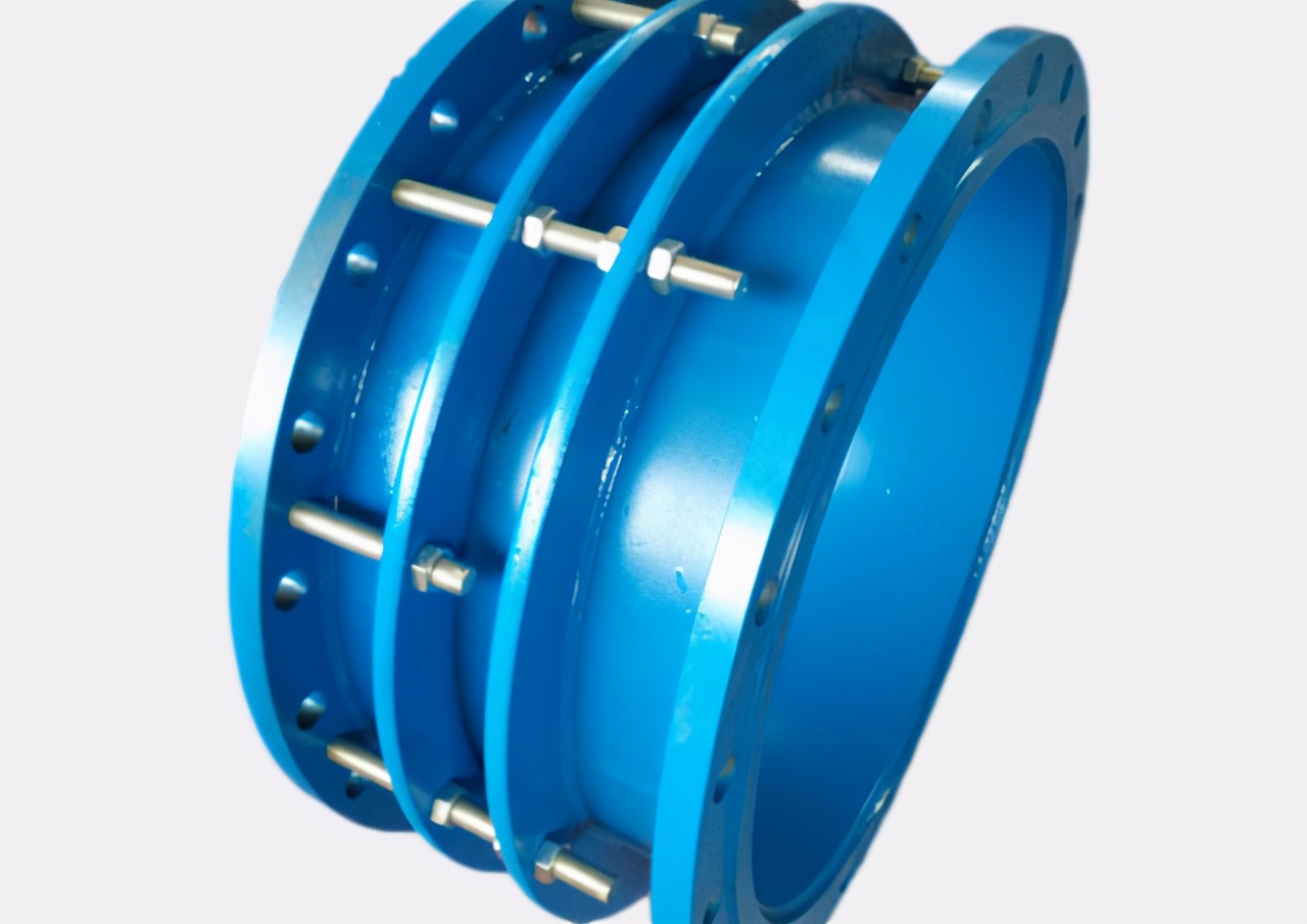 管道伸缩器现在好干吗,管道加伸缩器起什么作用