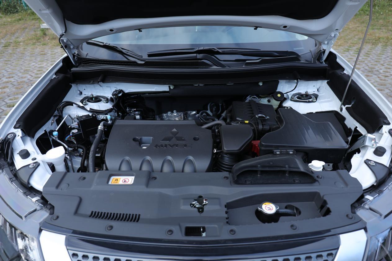 斯巴鲁森林人三菱欧蓝德本田crv,三菱欧蓝德与斯巴鲁森林人哪款好