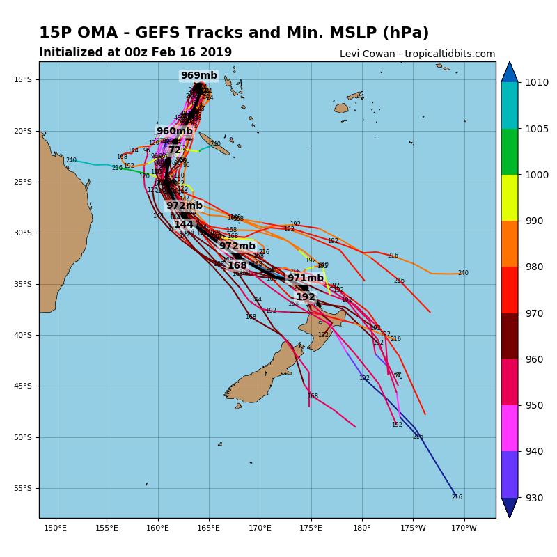 奥马台风最新视频,奥马十一级台风有多大啊