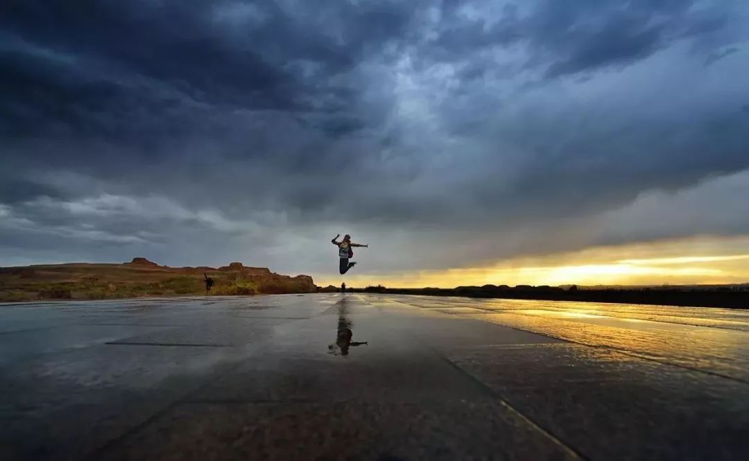 我们为什么选择某家店铺购物,为什么我们都在同一座城市