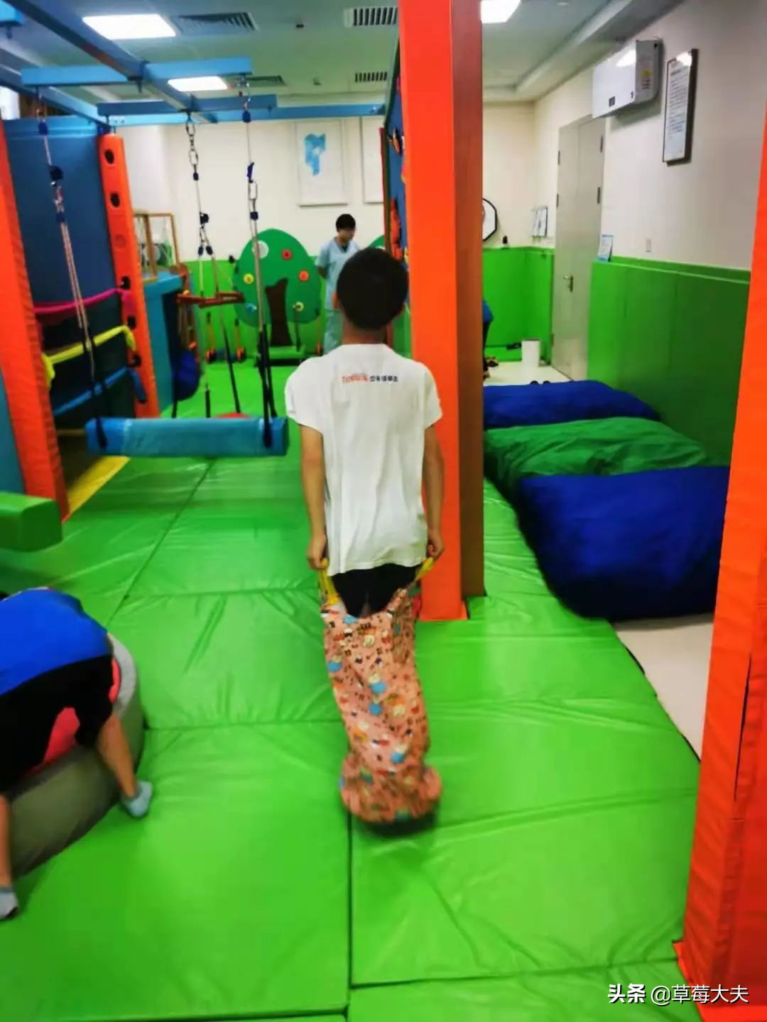 不要让孩子开学就厌学,孩子出现这5种情况要警惕多动症