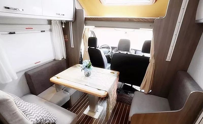 澶у瀷鏅鸿兘鍌ㄥ瓨浠撳簱,椋炵鎴胯溅ad02