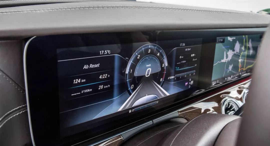 奔驰glccoupe2021款对比宝马x4,奔驰e300l宝马530li奥迪a6l怎么选