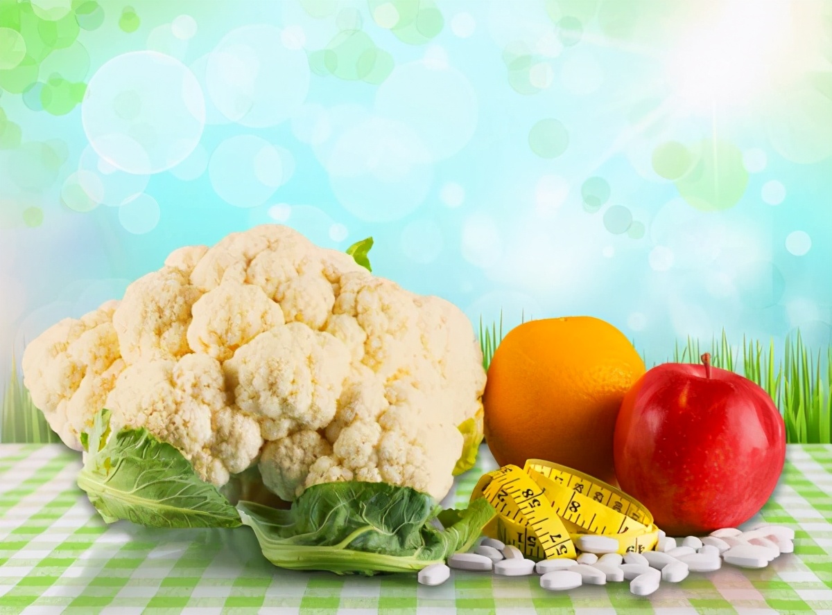 经常抽烟的人指甲发黑是什么原因,吸烟指甲发黄是什么原因造成的