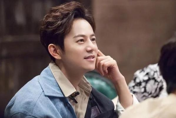 快乐家族今年还会主持跨年晚会吗,快乐家族跨年演唱会后台花絮